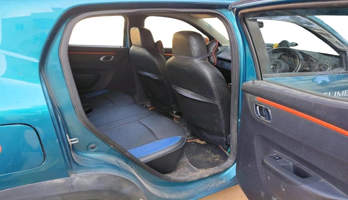 2020 Renault Kwid CLIMBER 1.0 (O), Petrol, Manual, 44,412 km, interior