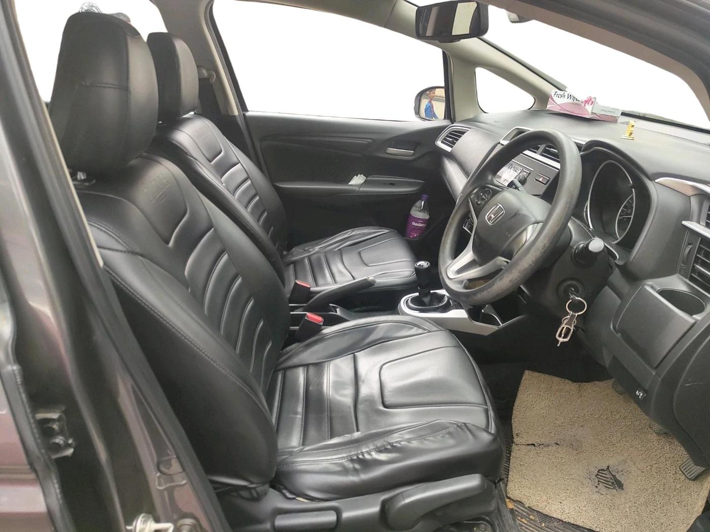 2018 Honda WR-V 1.5L I-DTEC S MT, Diesel, Manual, 1,11,165 km, interior