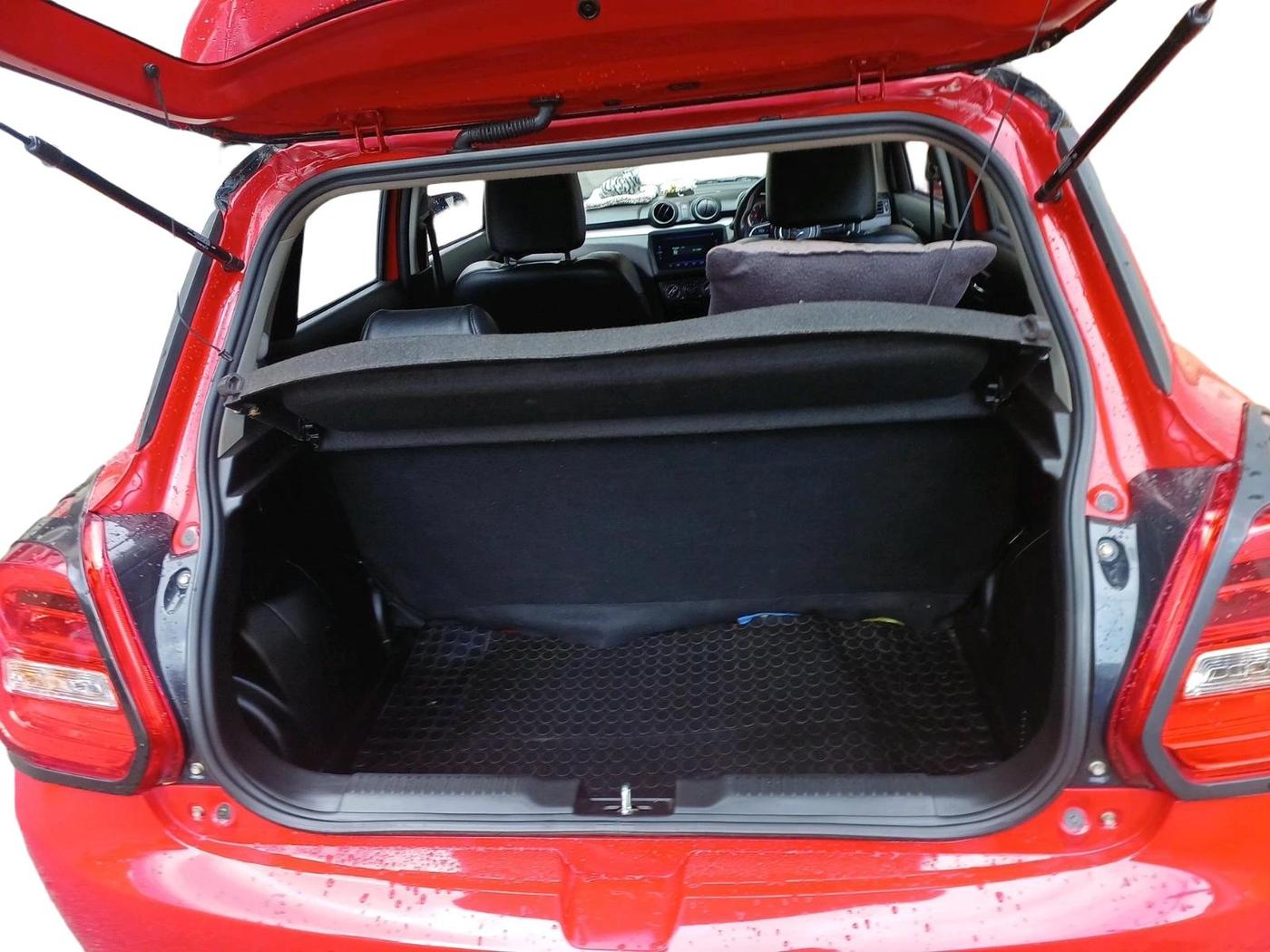 2022 Maruti Swift VXI, Petrol, Manual, 47,649 km, exterior