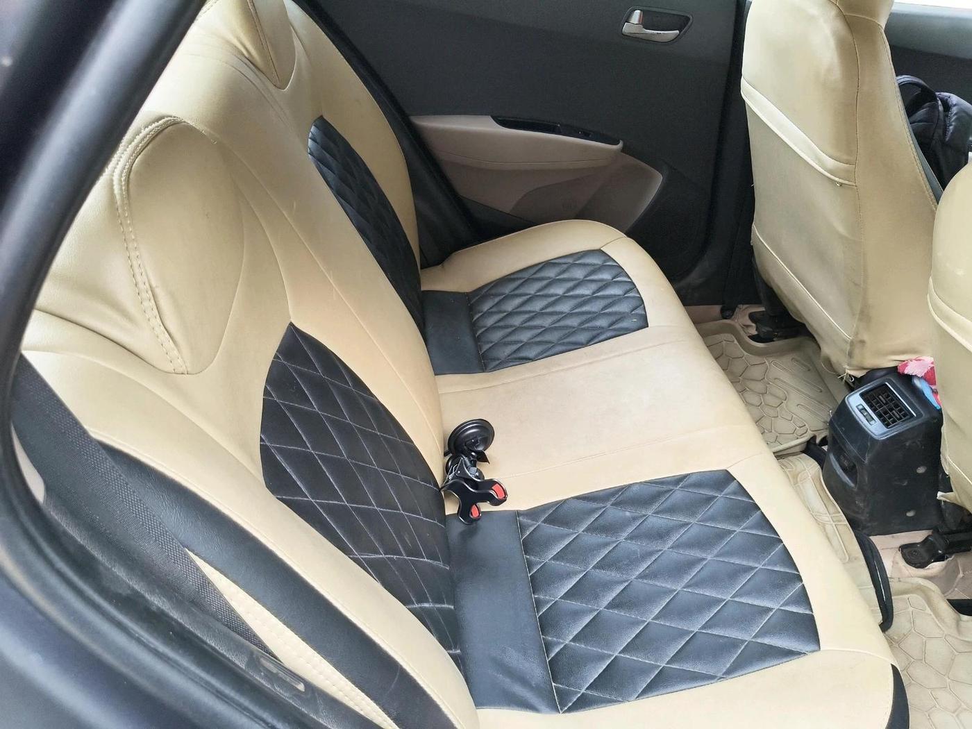 2014 Hyundai Grand i10 SPORTZ 1.1 CRDI, Diesel, Manual, 98,625 km, interior