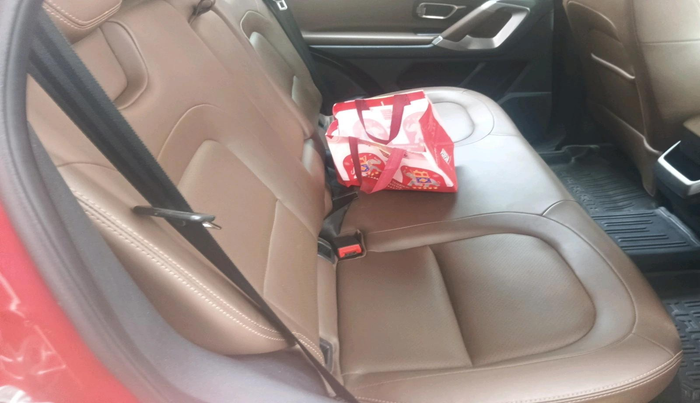 2020 Tata Harrier XZA PLUS 2.0L, Diesel, Automatic, 1,17,740 km, interior