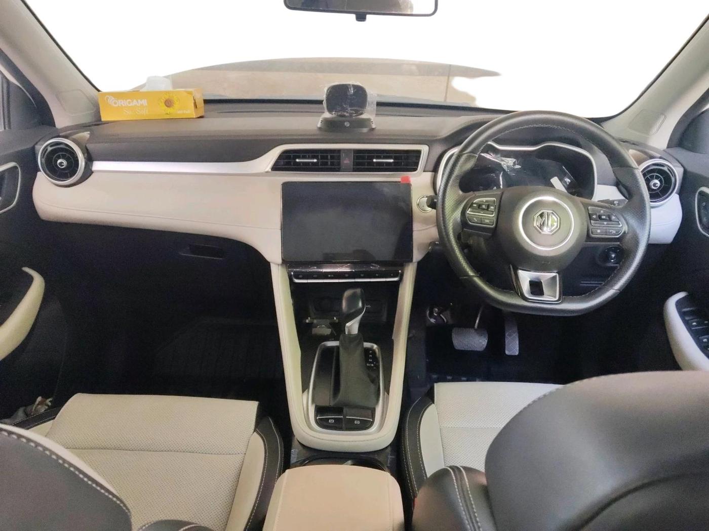 2022 MG ASTOR SHARP 1.5 CVT, Petrol, Automatic, 24,111 km, interior