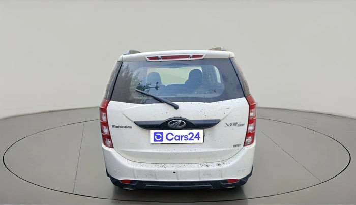 2016 Mahindra XUV500 W6 1.99, Diesel, Manual, 73,760 km, exterior