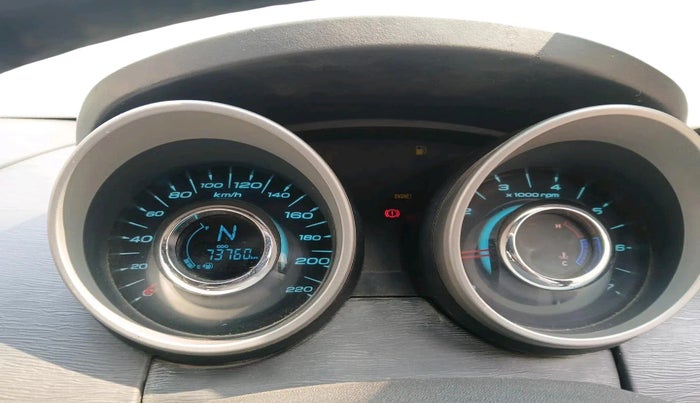 2016 Mahindra XUV500 W6 1.99, Diesel, Manual, 73,760 km, interior