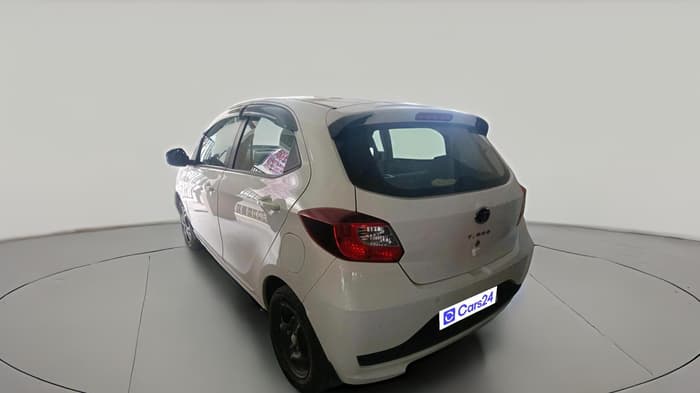 2024 Tata Tiago XTA PETROL, Petrol, Automatic, 14,580 km, exterior