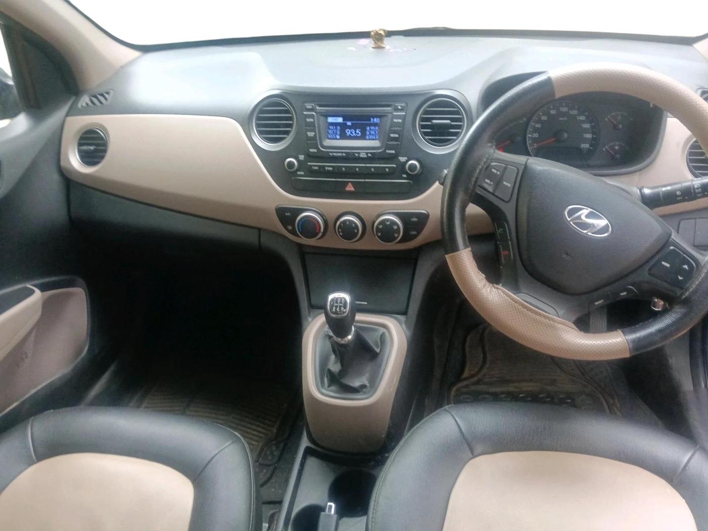 2015 Hyundai Xcent S (O) 1.2, Petrol, Manual, 78,116 km, interior