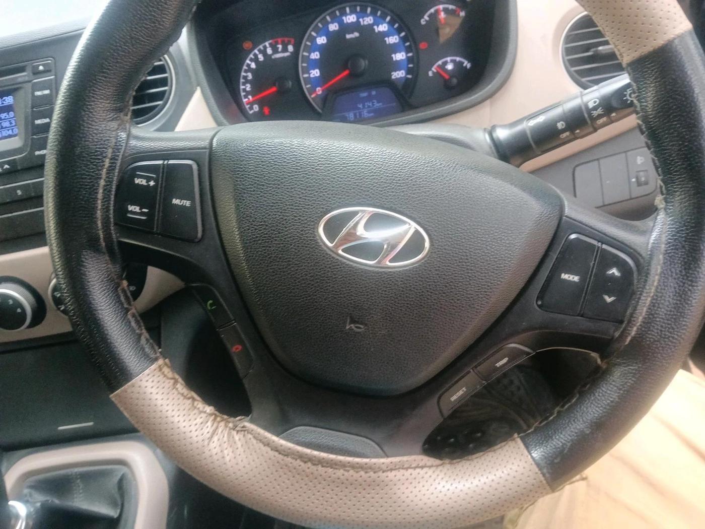 2015 Hyundai Xcent S (O) 1.2, Petrol, Manual, 78,116 km, interior