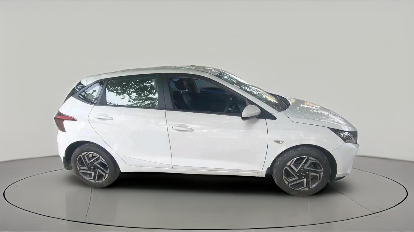 2021 Hyundai NEW I20 MAGNA 1.2 MT, Petrol, Manual, 84,028 km, exterior