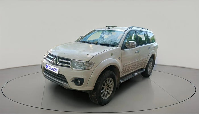 2016 Mitsubishi Pajero Sport 2.5 AT 4X2, Diesel, Automatic, 1,29,622 km, exterior