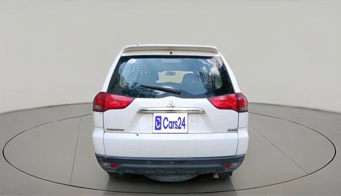 2016 Mitsubishi Pajero Sport 2.5 AT 4X2, Diesel, Automatic, 1,29,622 km, exterior