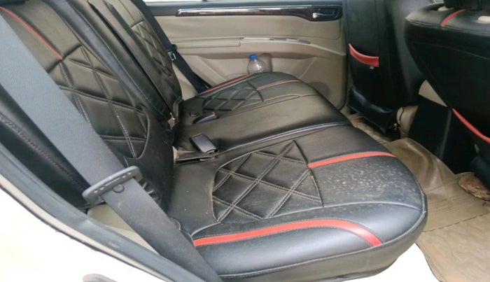 2016 Mitsubishi Pajero Sport 2.5 AT 4X2, Diesel, Automatic, 1,29,622 km, interior