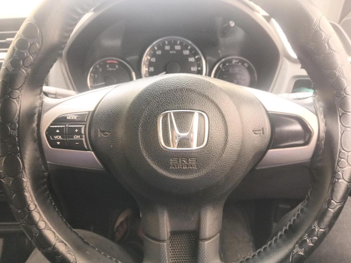 2016 Honda BR-V 1.5L I- DTEC V, Diesel, Manual, 93,805 km, interior