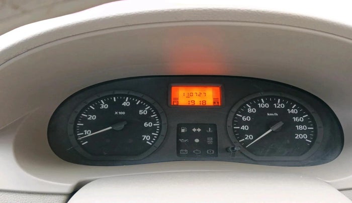 2008 Mahindra Renault Logan GLE 1.4, Petrol, Manual, 1,10,727 km, interior