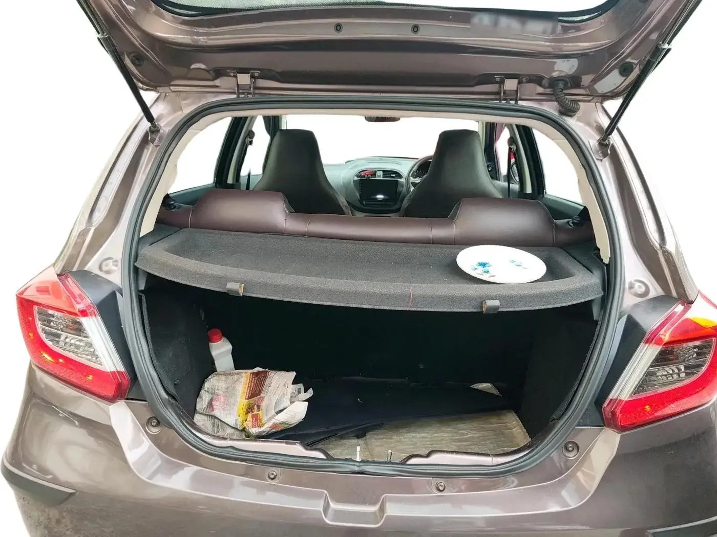 2018 Tata Tiago XT PETROL, Petrol, Manual, 80,210 km, exterior