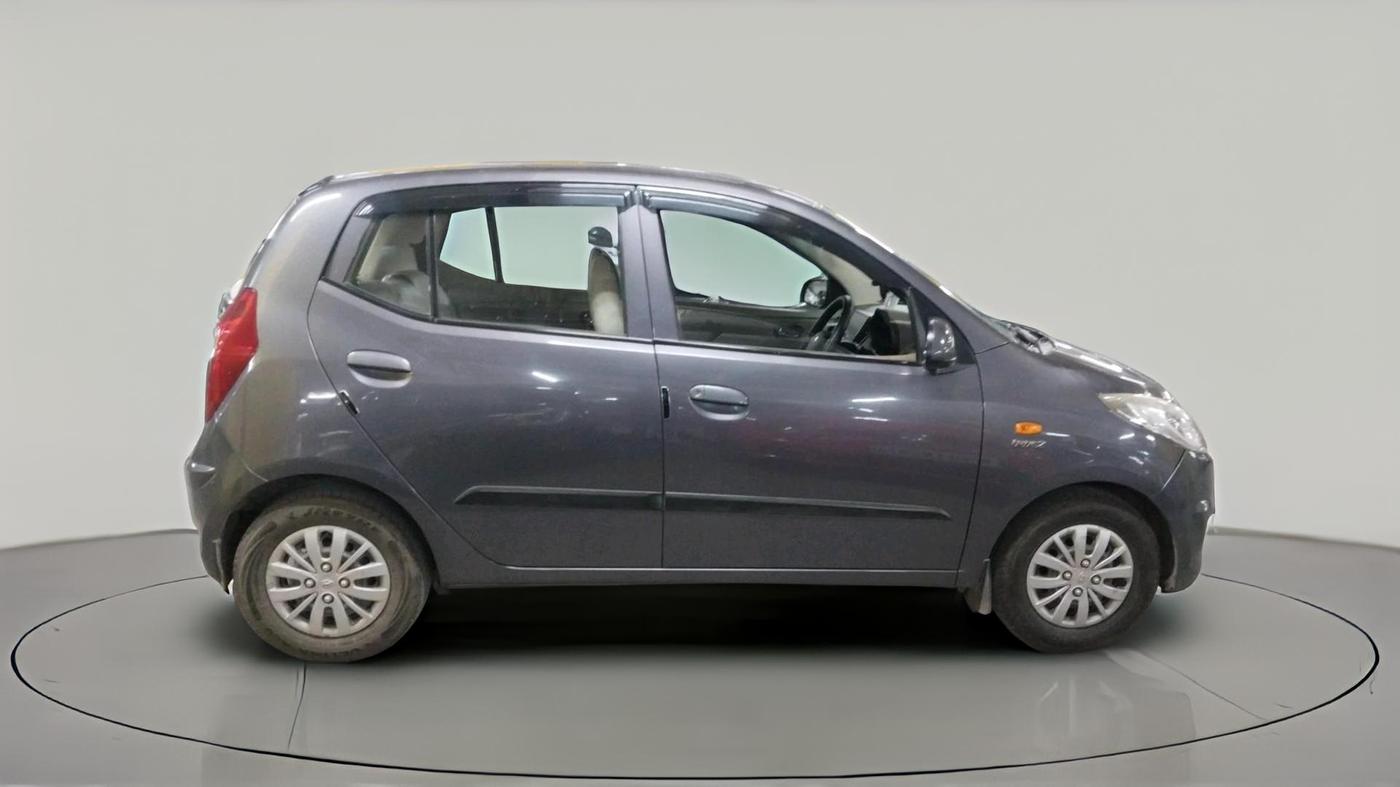 2016 Hyundai i10 SPORTZ 1.1, Petrol, Manual, 55,584 km, exterior