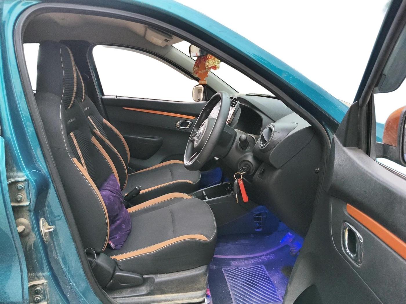 2019 Renault Kwid CLIMBER 1.0 AMT (O), Petrol, Automatic, 40,743 km, interior