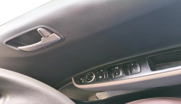 2014 Hyundai Xcent S (O) 1.2, Petrol, Manual, 67,126 km, interior