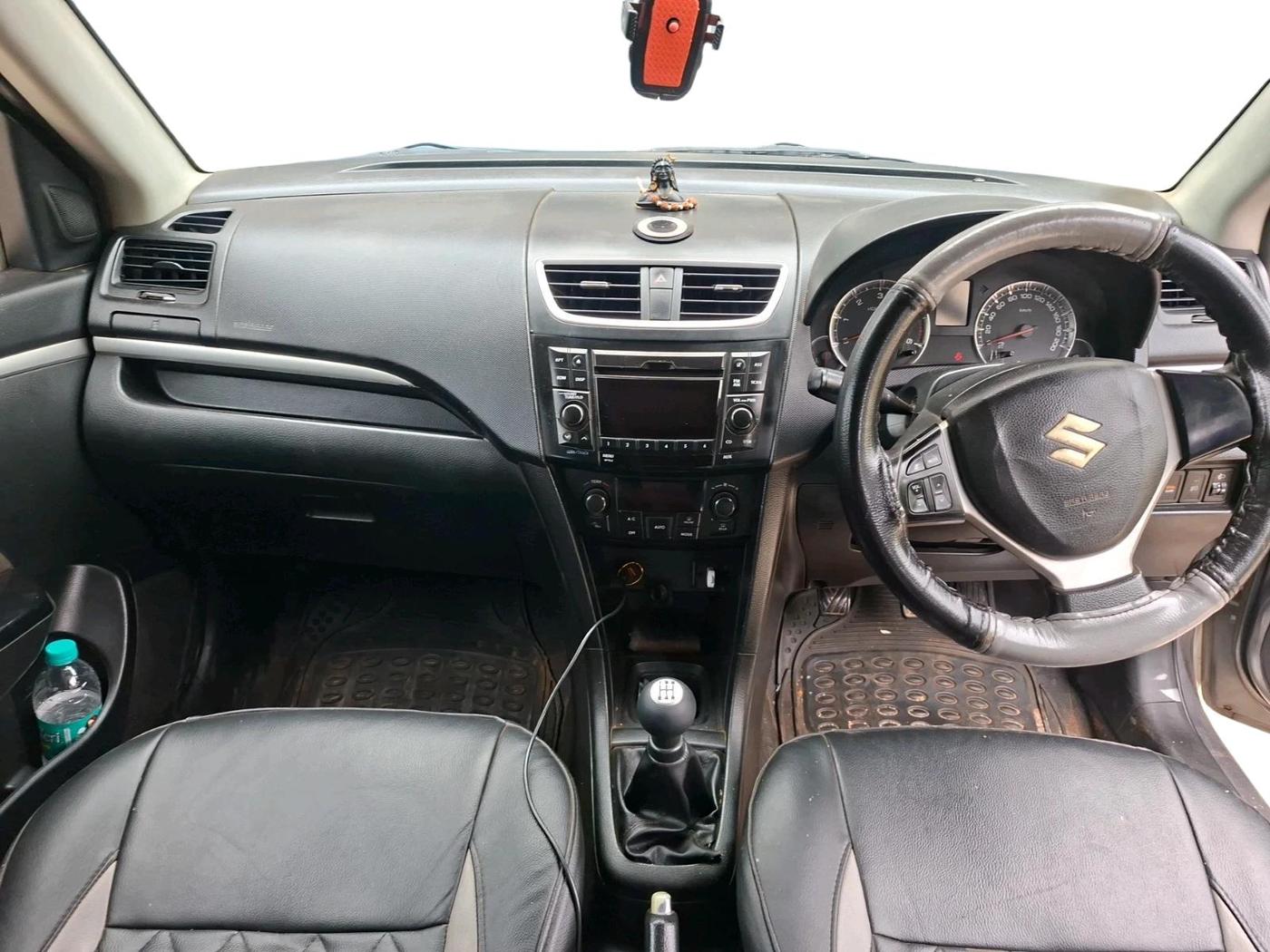 2013 Maruti Swift ZDI, Diesel, Manual, 1,07,901 km, interior