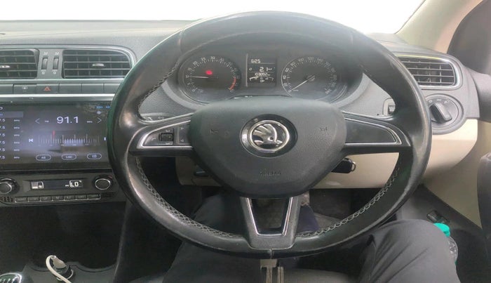 2017 Skoda Rapid AMBITION 1.5 TDI, Diesel, Manual, 1,03,892 km, interior