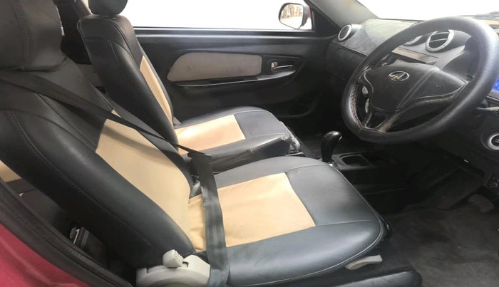 2015 Mahindra E2O T2, Electric, Automatic, 88,302 km, interior