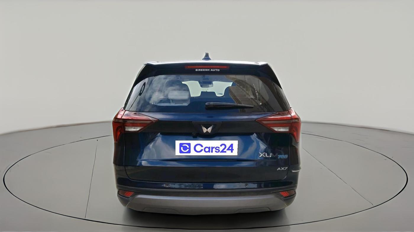 2021 Mahindra XUV700 AX 7 P MT 7 STR, Petrol, Manual, 36,324 km, exterior