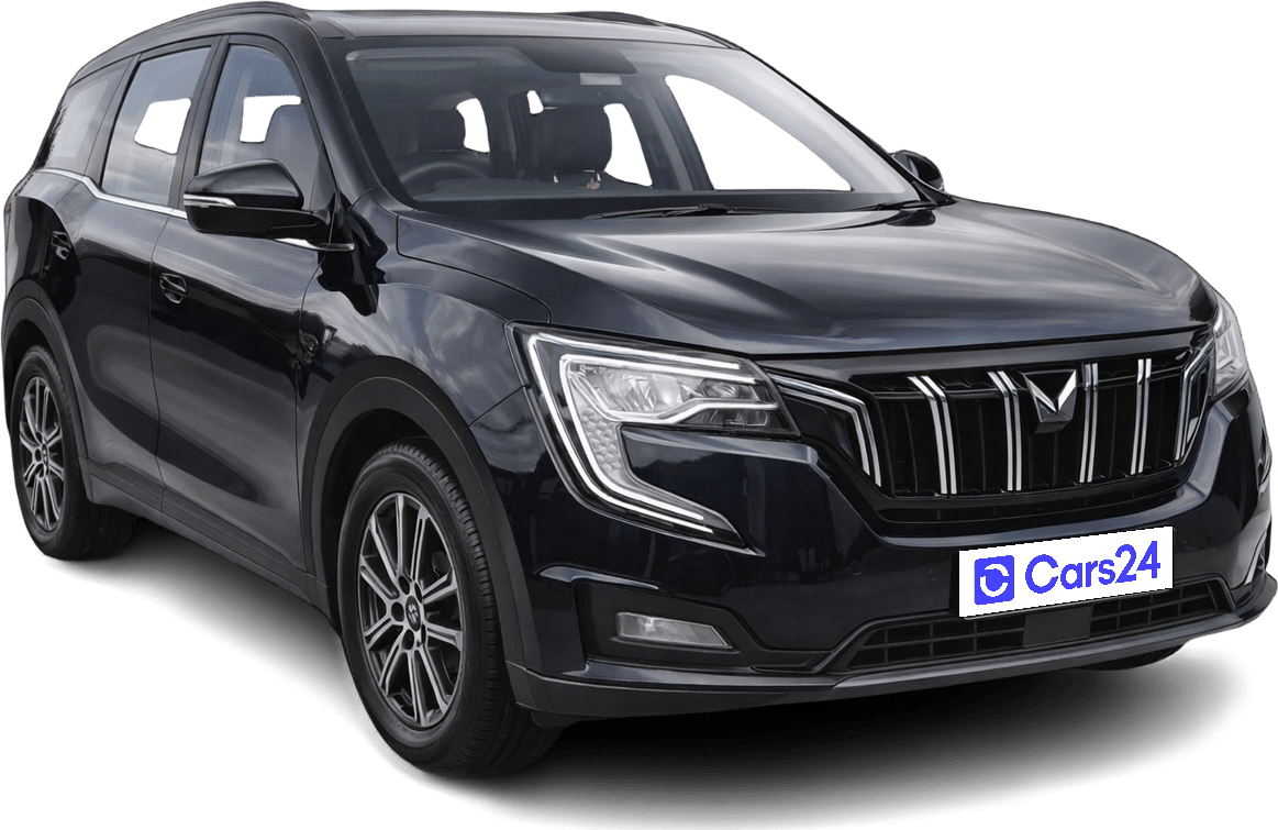 2021 Mahindra XUV700 - SUV - Petrol - Manual - ₹15.80 lakh