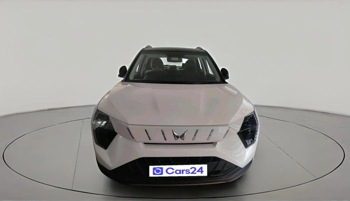 2025 Mahindra XUV 3XO REVX A 1.2 Petrol AT, Petrol, Automatic, 5,957 km, exterior
