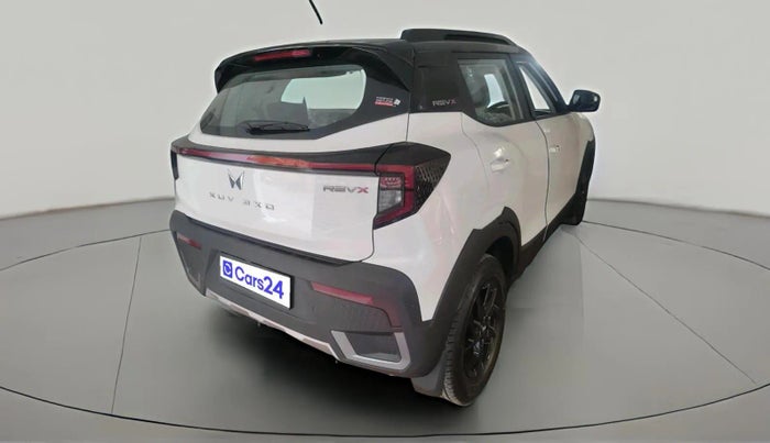 2025 Mahindra XUV 3XO REVX A 1.2 Petrol AT, Petrol, Automatic, 5,957 km, exterior