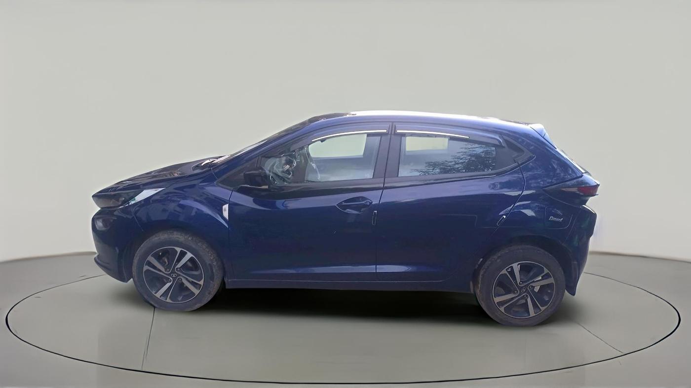 2023 Tata ALTROZ XZ DIESEL, Diesel, Manual, 42,505 km, exterior