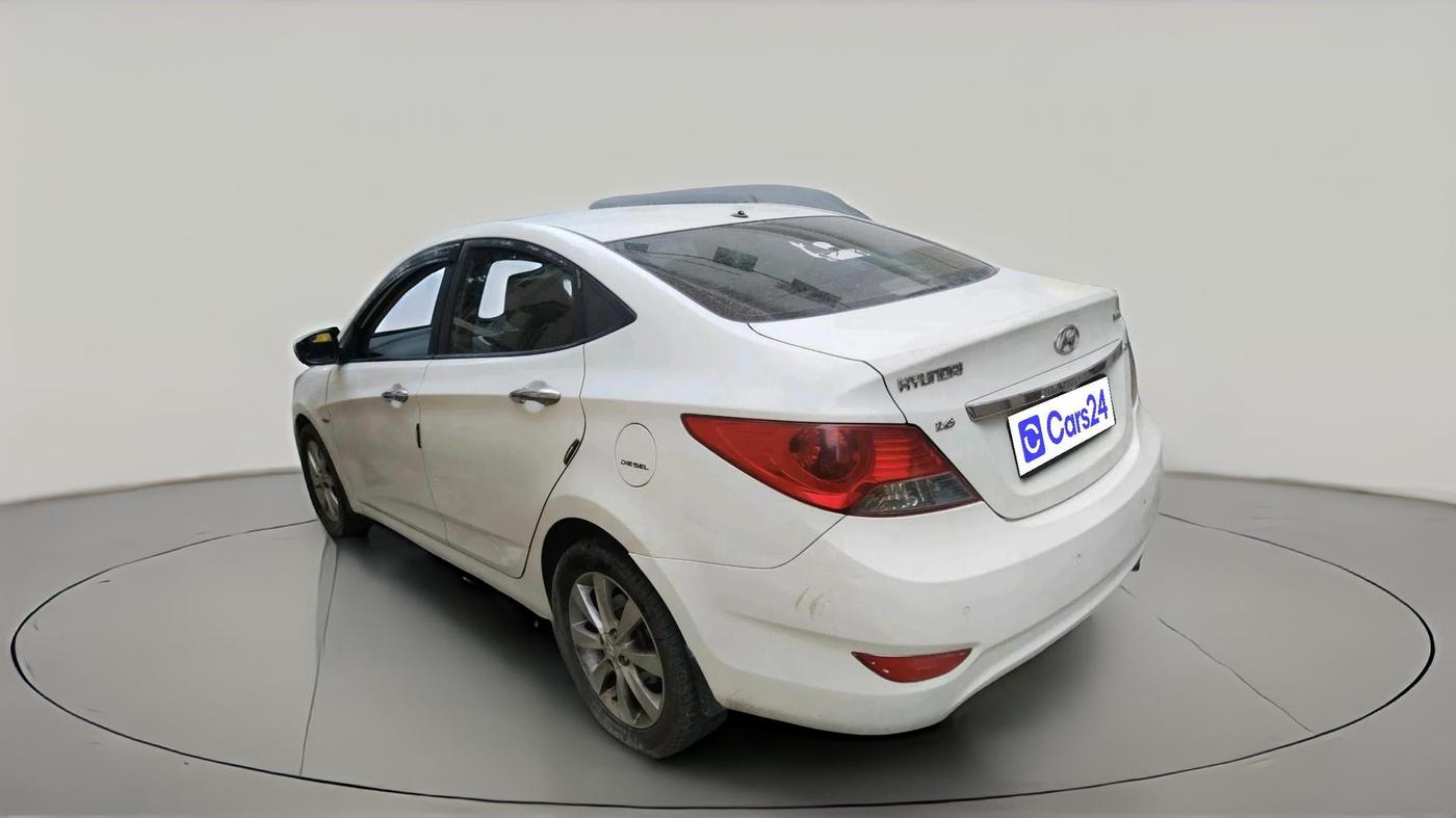 2013 Hyundai Verna FLUIDIC 1.6 CRDI SX, Diesel, Manual, 1,27,236 km, exterior