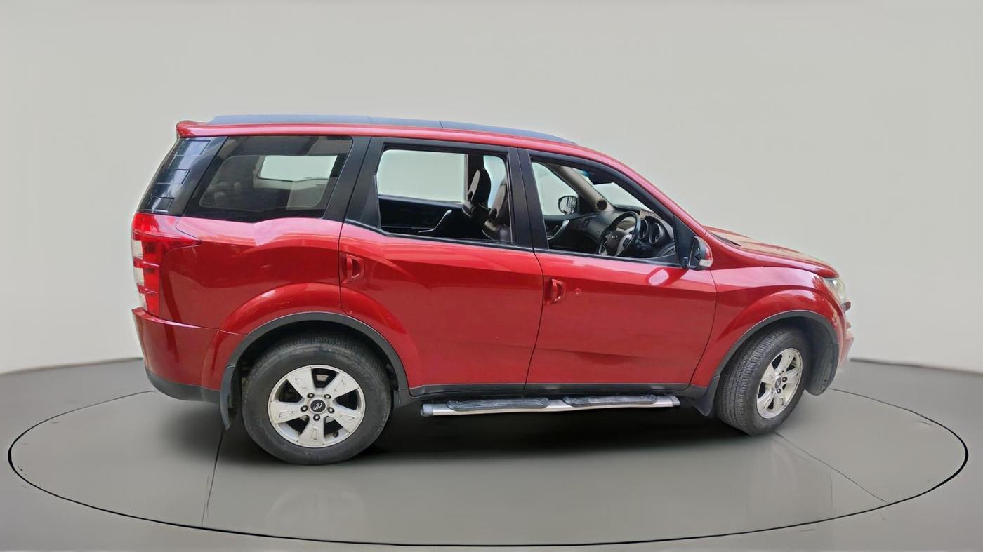 2014 Mahindra XUV500 W8, Diesel, Manual, 1,47,587 km, exterior