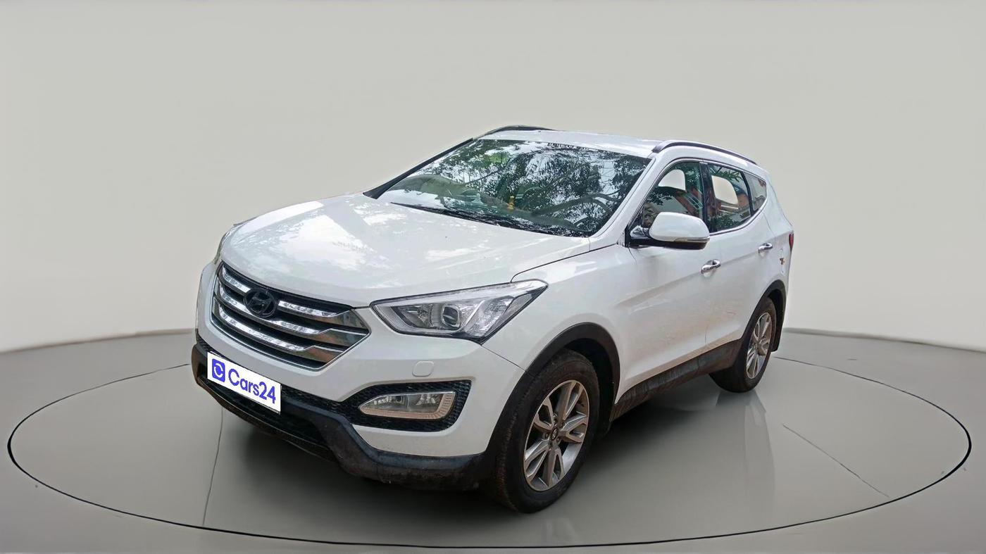 2014 Hyundai Santa Fe 4 WD AT, Diesel, Automatic, 1,12,657 km, exterior