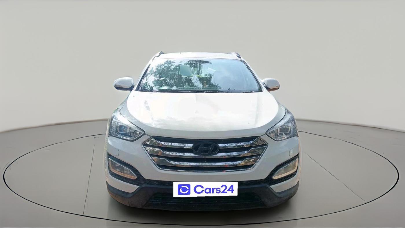 2014 Hyundai Santa Fe 4 WD AT, Diesel, Automatic, 1,12,657 km, exterior