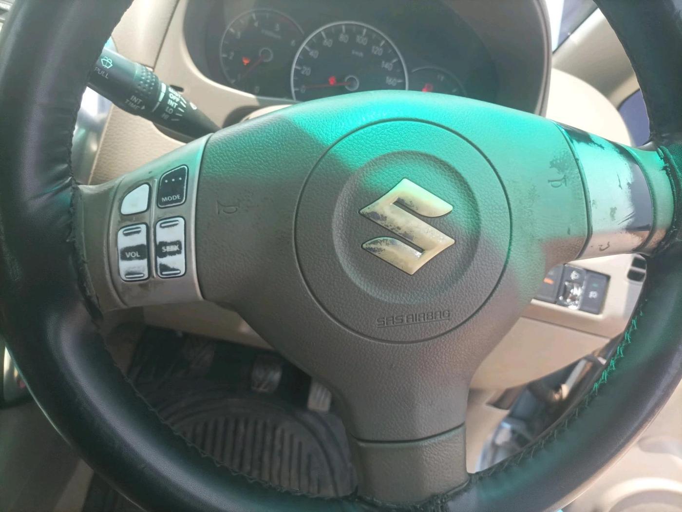 2011 Maruti SX4 ZDI, Diesel, Manual, 1,35,000 km, interior
