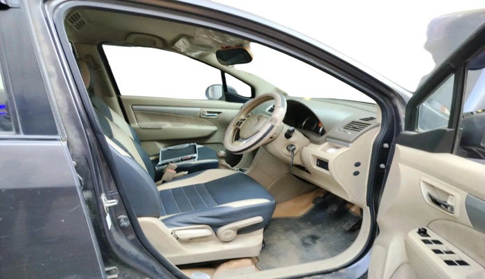 2013 Maruti Ertiga ZDI, Diesel, Manual, 82,117 km, interior