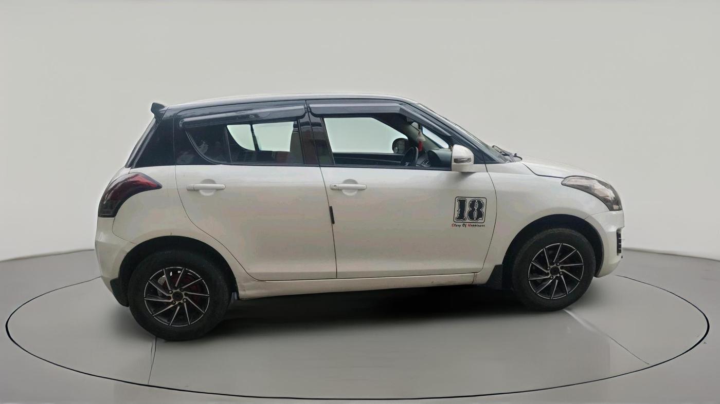 2017 Maruti Swift VXI O, Petrol, Manual, 96,777 km, exterior