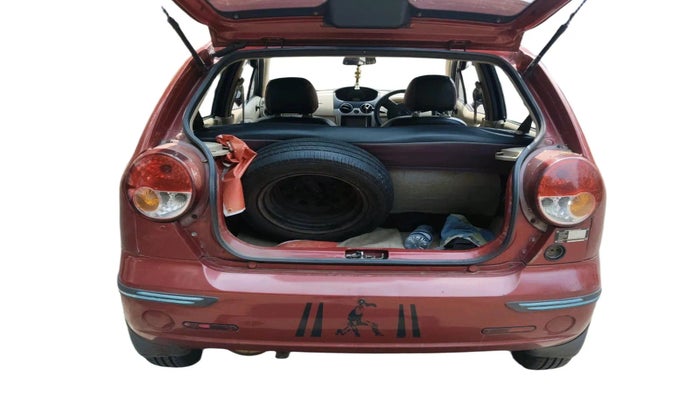 2011 Chevrolet Spark LT 1.0 LPG, Petrol, Manual, 1,64,638 km, exterior