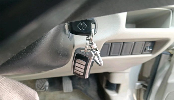 2015 Maruti Celerio VXI, Petrol, Manual, 82,213 km, interior