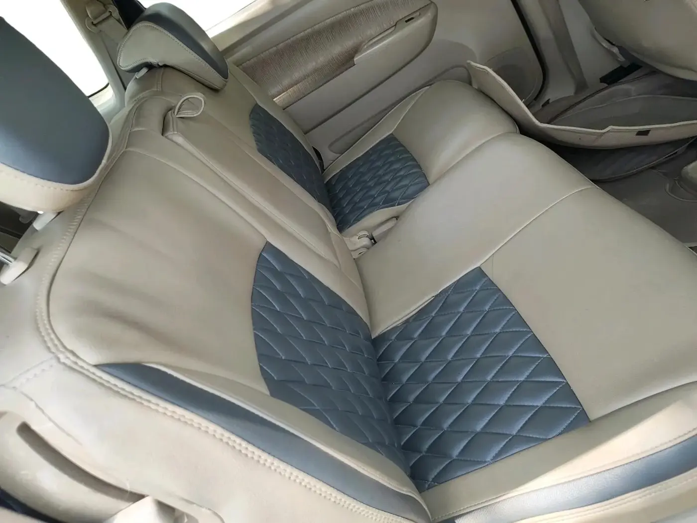 2014 Maruti Ertiga VXI, Petrol, Manual, 84,082 km, interior