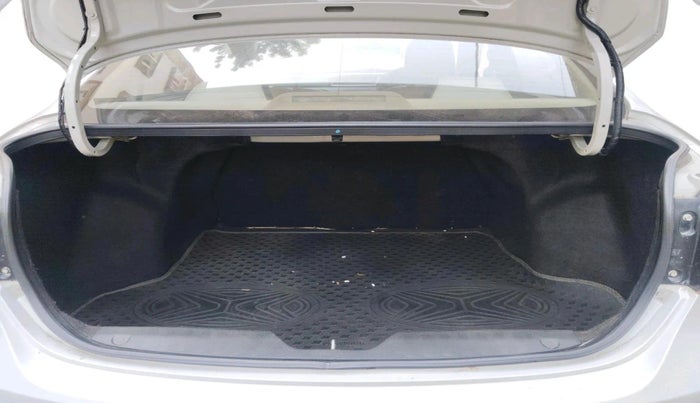 2015 Maruti Ciaz VDI+ SHVS, Diesel, Manual, 75,871 km, exterior