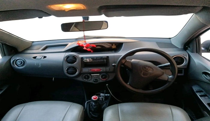 2012 Toyota Etios Liva GD, Diesel, Manual, 1,62,197 km, interior