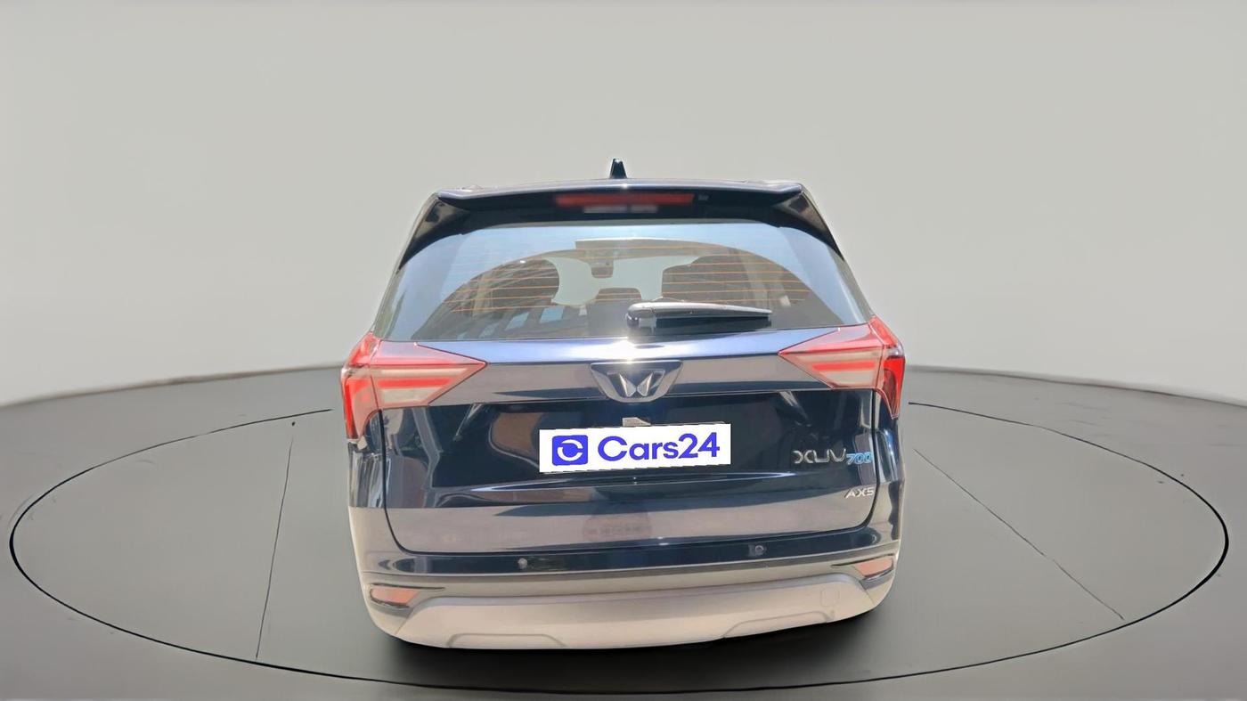 2022 Mahindra XUV700 AX 5 P AT 5 STR, Petrol, Automatic, 30,600 km, exterior