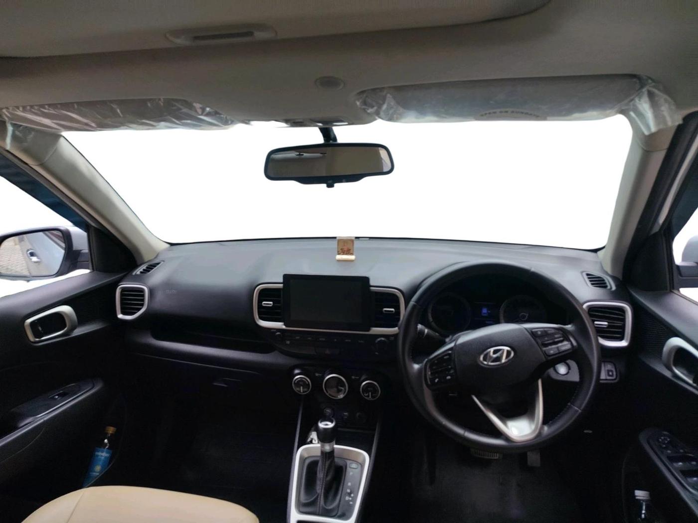 2019 Hyundai VENUE SX PLUS 1.0 TURBO DCT, Petrol, Automatic, 53,576 km, interior