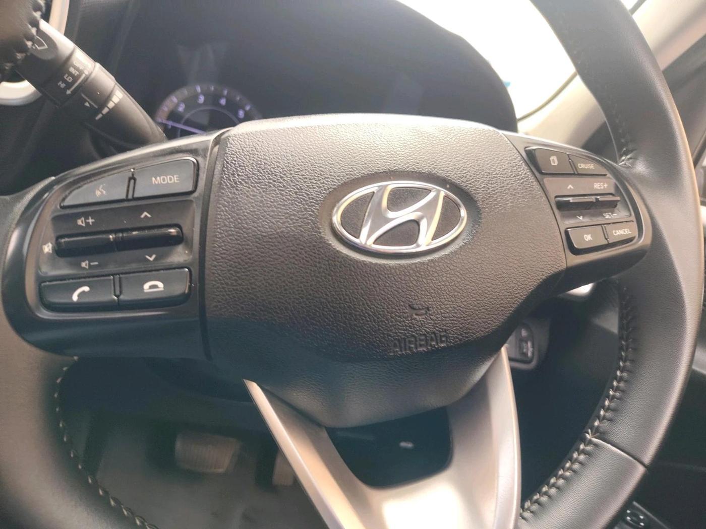 2019 Hyundai VENUE SX PLUS 1.0 TURBO DCT, Petrol, Automatic, 53,576 km, interior