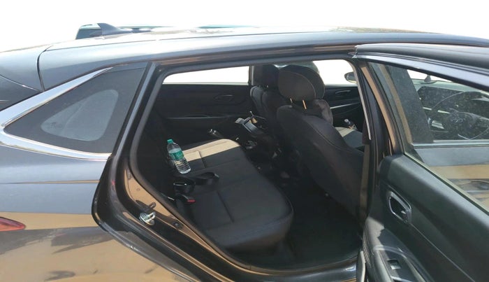 2022 Hyundai NEW I20 SPORTZ 1.2 MT, Petrol, Manual, 30,900 km, interior