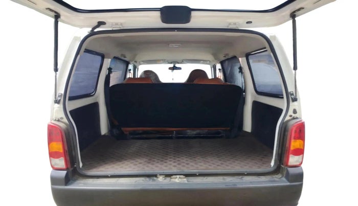 2023 Maruti Eeco 5 STR AC, Petrol, Manual, 13,877 km, exterior