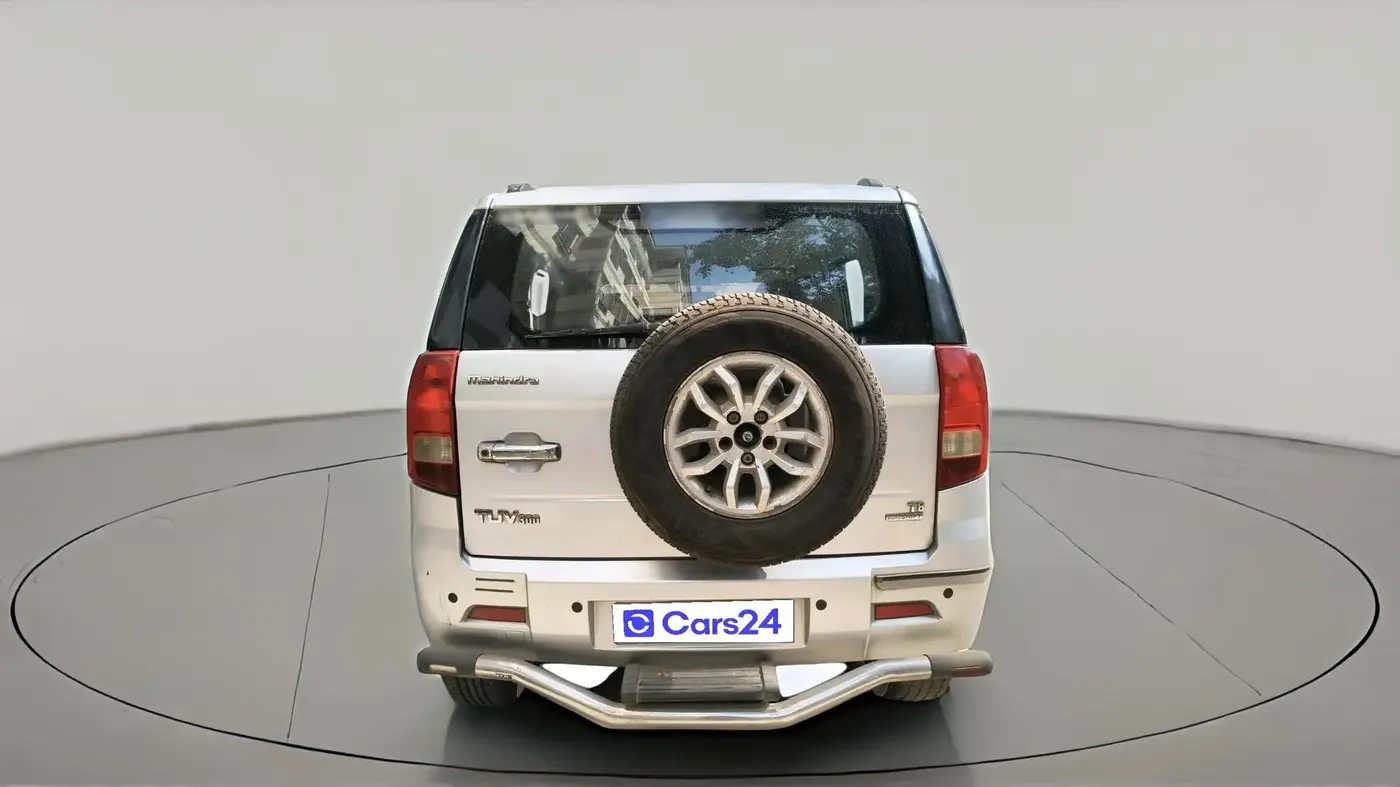 2017 Mahindra TUV300 T8 AMT, Diesel, Automatic, 2,30,849 km, exterior