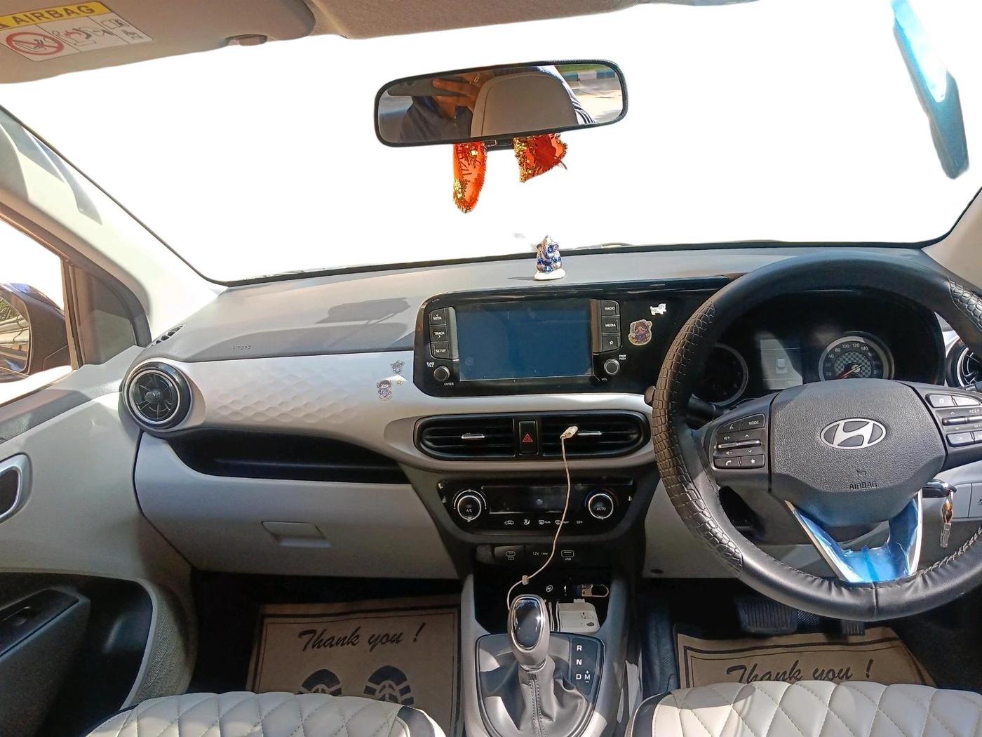 2024 Hyundai GRAND I10 NIOS SPORTZ AMT 1.2 KAPPA VTVT, Petrol, Automatic, 17,071 km, interior