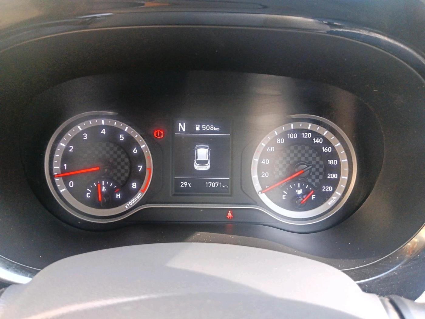 2024 Hyundai GRAND I10 NIOS SPORTZ AMT 1.2 KAPPA VTVT, Petrol, Automatic, 17,071 km, interior