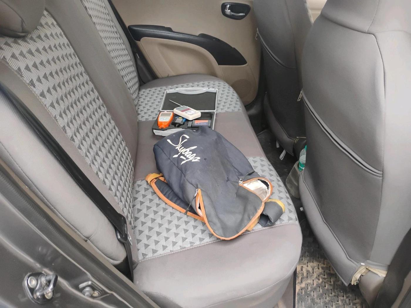 2012 Hyundai i10 SPORTZ 1.2 AT, Petrol, Automatic, 63,124 km, interior